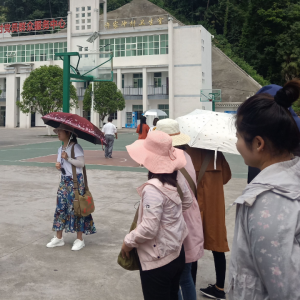 　走基層 學經驗 找差距 提質效 ——新疆博州年輕干部培訓班赴湖北宜昌市許家沖村 　開展黨性教育活動