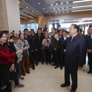 李克強(qiáng)新解“贛服通”：干出成效，讓老百姓干事創(chuàng)業(yè)事事順、萬事通