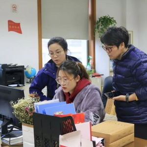 松江區疾控中心密切接觸者組的“尋人”與“守護”