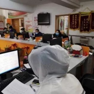 【閔行區(qū)民政人防疫進(jìn)行時】口罩約購，下沉基層，傾聽心聲