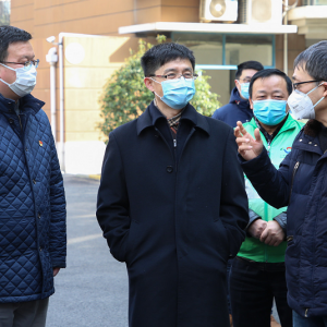 長寧區區委書記王為人檢查指導疫情防控工作