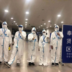 防疫“賢”鋒|守一道關(guān)，護(hù)一城人！戰(zhàn)疫中最美的母親