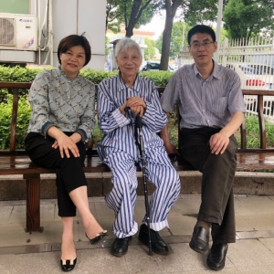宋琪書記安排劉松林會長入住同康醫院療養